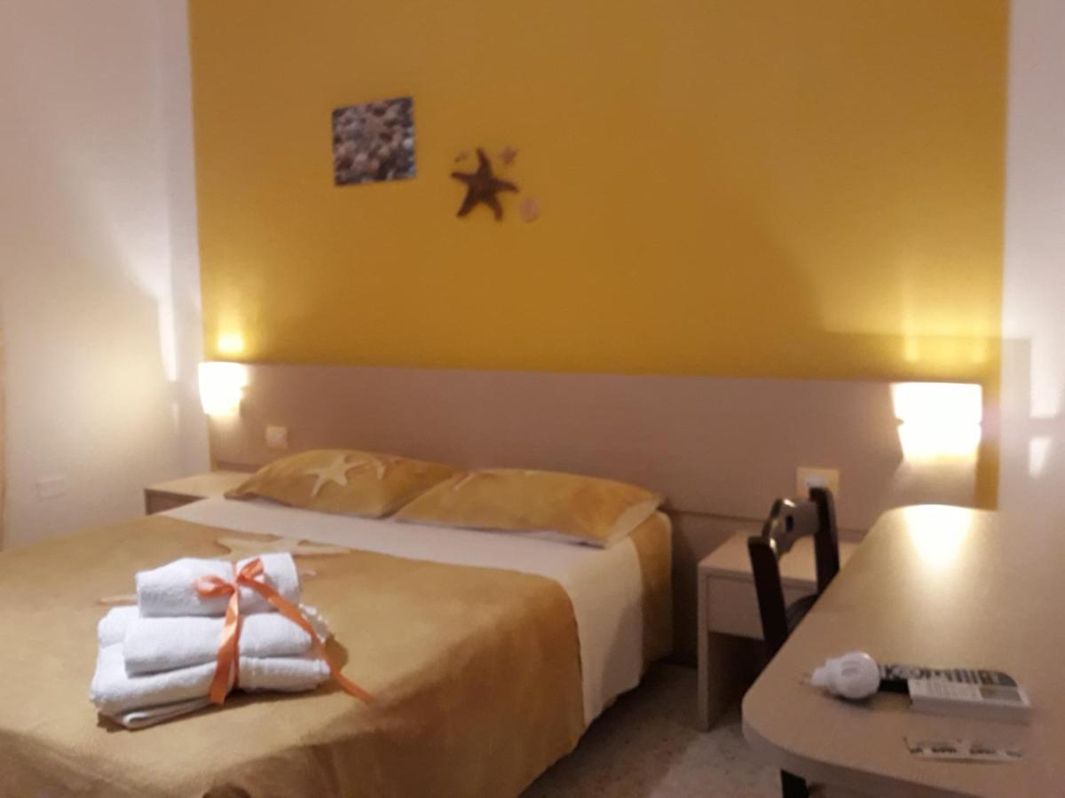 Porto Di Mare Bed & Breakfast Прая а Маре Екстериор снимка